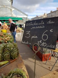 Dans les allées du marché - © Alexandra BODET - Niort Marais Poitevin