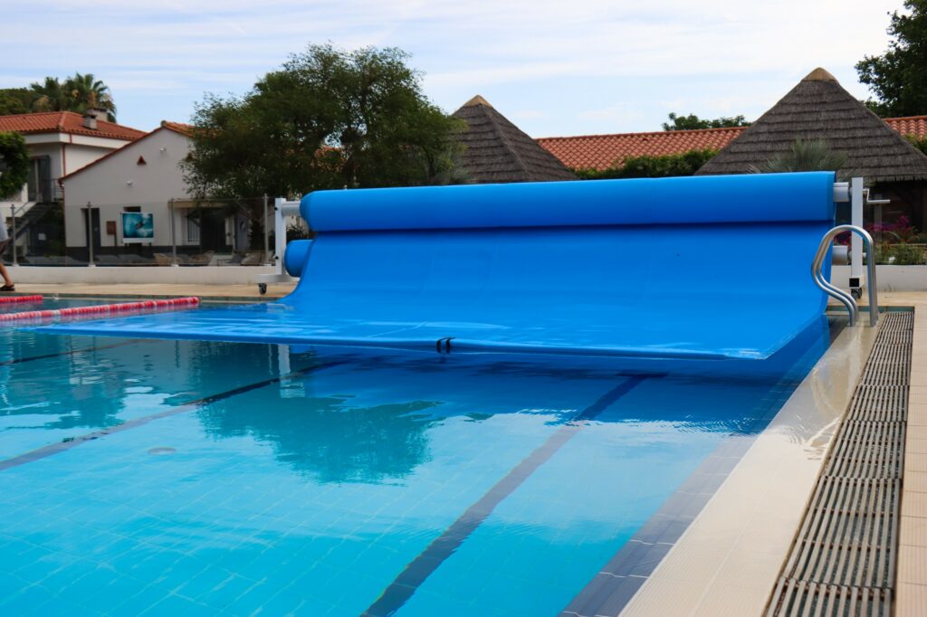 Couverture en mousse & enrouleur – ASTRALPOOL